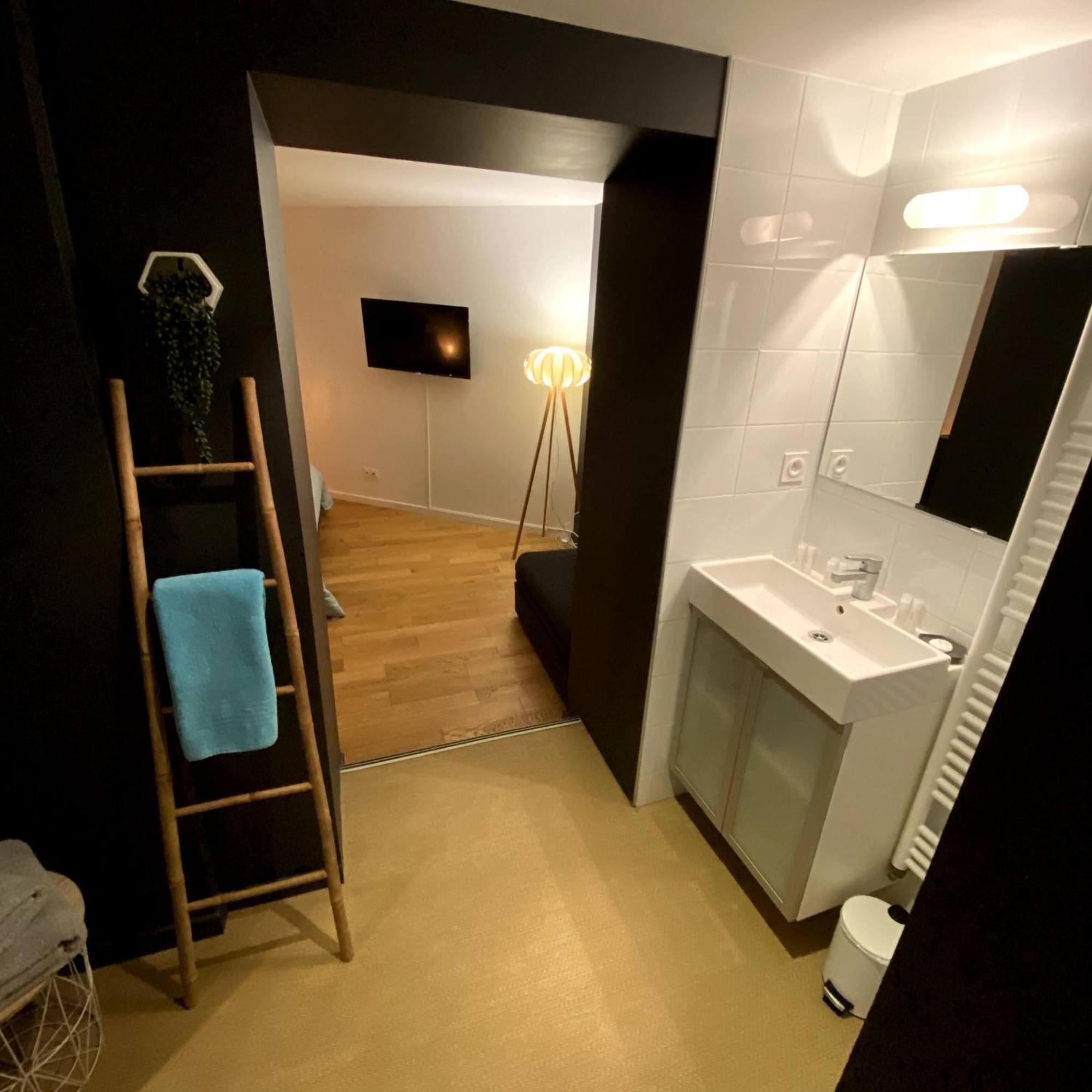 Au 10 Bed & Breakfast Luisant Номер фото